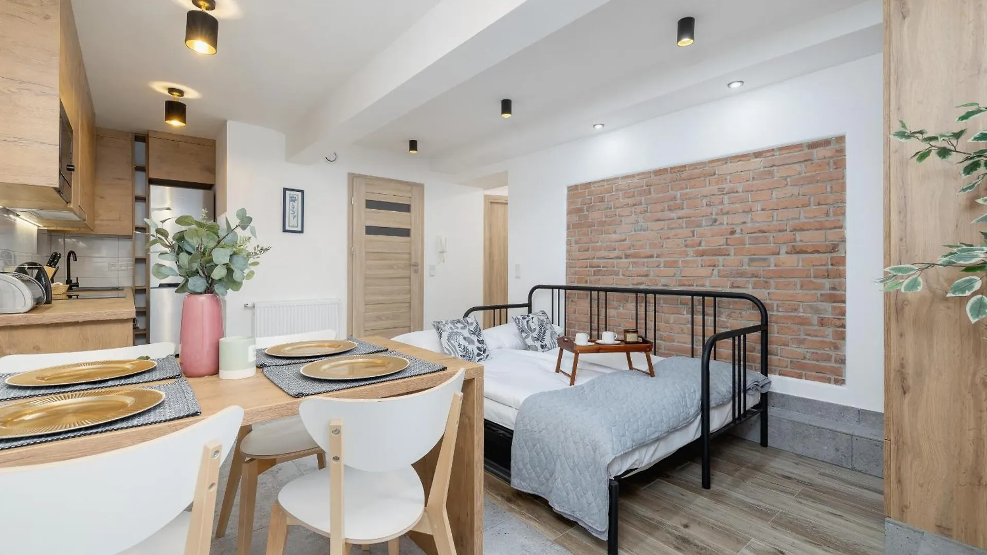 Classic Apartments Moniuszki In Krakow By Noclegi Renters 0*,