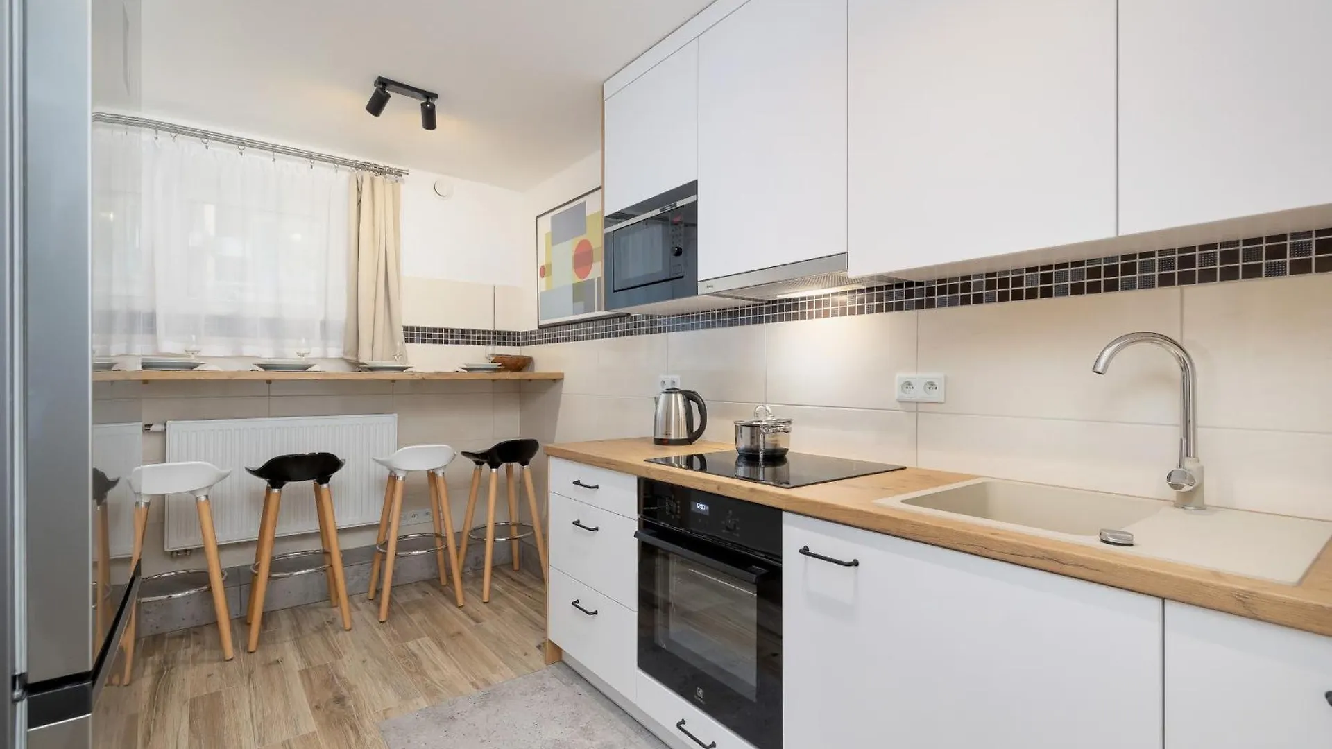 Classic Apartments Moniuszki In Krakow By Noclegi Renters 0*,